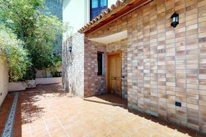 6 Bedroom Villa - Santa Cruz (65)