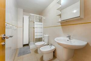 2 Bedroom Duplex - Playa San Juan (13)