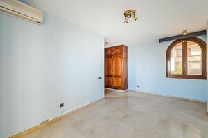 Villa di 8 Camere - Santa Cruz (65)