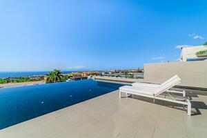 Luxury 5 Bedroom Villa - El Madroñal (4)