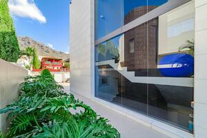 Luxury 5 Bedroom Villa - El Madroñal (11)