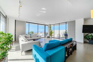 Luxury 5 Bedroom Villa - El Madroñal (16)