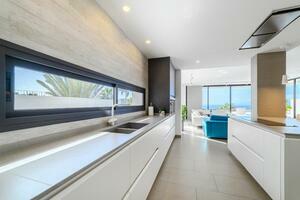 Luxury 5 Bedroom Villa - El Madroñal (21)