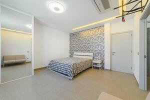 Luxury 5 Bedroom Villa - El Madroñal (34)