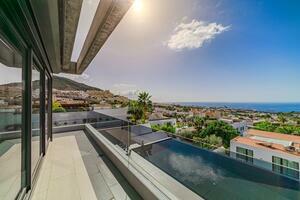 Luxury 5 Bedroom Villa - El Madroñal (47)