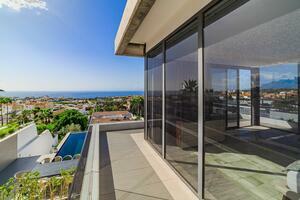 Luxury 5 Bedroom Villa - El Madroñal (48)