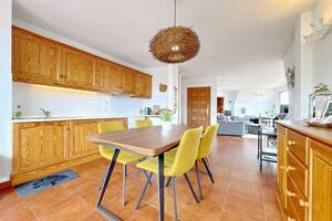 27 Bedroom Building - Chayofa (32)