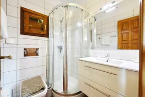 27 Bedroom Building - Chayofa (59)