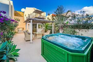 3 Bedroom Townhouse - Chayofa (10)