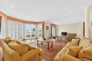 5 Bedroom Villa - San Eugenio Bajo (11)