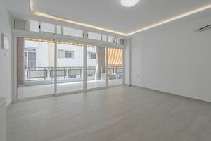 2 Bedroom Apartment - Los Cristianos (10)