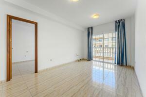 2 Bedroom Penthouse - Palm Mar - Residencial Primavera (3)
