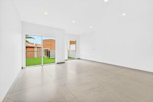 2 Bedroom Apartment - Callao Salvaje - Un Posto al Sole — photo 4 of 19
