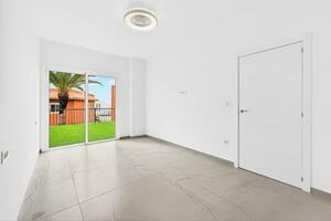 2 Bedroom Apartment - Callao Salvaje - Un Posto al Sole — photo 8 of 19