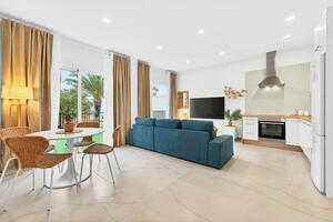 2 Bedroom Apartment - Callao Salvaje - Un Posto al Sole — photo 1 of 19