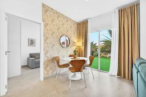 2 Bedroom Apartment - Callao Salvaje - Un Posto al Sole — photo 5 of 19