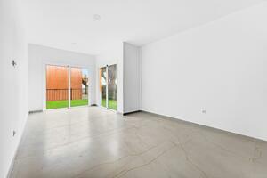 1 Bedroom Apartment - Callao Salvaje - Un Posto al Sole — photo 2 of 17