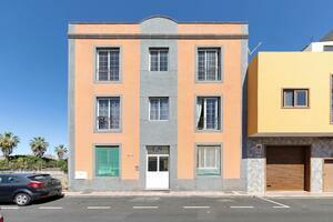 14 Bedroom Building - Las Galletas — photo 1 of 24