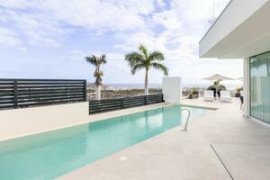 Luxury 3 Bedroom Villa - San Eugenio Alto - Serenity Dream Villas — photo 3 of 26