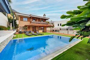 3 Bedroom Villa - La Orotava — photo 3 of 44