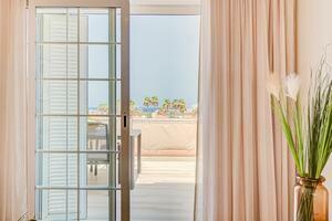 Luxury 1 Bedroom Apartment -  La Caleta - El Veril del Duque — photo 8 of 27