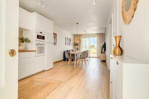 Luxury 1 Bedroom Apartment -  La Caleta - El Veril del Duque — photo 12 of 27