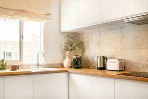 Luxury 1 Bedroom Apartment -  La Caleta - El Veril del Duque — photo 14 of 27