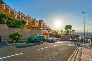 2 Bedroom Penthouse - Roque del Conde — photo 19 of 25