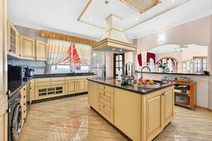 Villa de 14 dormitorios - Playa Paraíso (8)