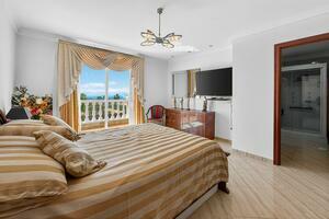 Villa de 14 dormitorios - Playa Paraíso (23)