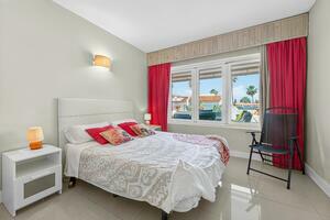 3 Bedroom Apartment - San Eugenio Alto - Island Village (10)