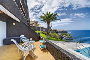 Seafront 1 Bedroom Apartment - Acantilados de Los Gigantes — photo 6 of 17