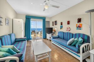 Seafront 1 Bedroom Apartment - Acantilados de Los Gigantes — photo 9 of 17