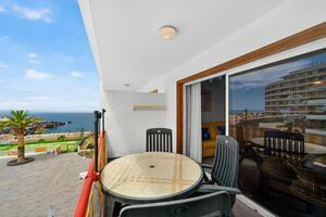 Seafront 1 Bedroom Apartment - Puerto de Santiago - Tágara — photo 3 of 16