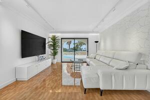 4 Bedroom Villa -  La Caleta — photo 11 of 40