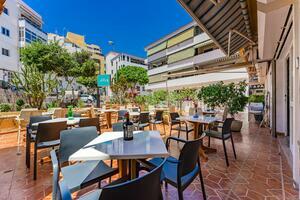 Leasehold - Los Cristianos — photo 1 of 16