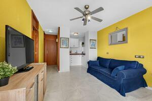 1 Bedroom Apartment - Playa de Las Américas - Torres de Yomely — photo 6 of 16