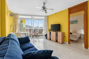 1 Bedroom Apartment - Playa de Las Américas - Torres de Yomely — photo 7 of 16