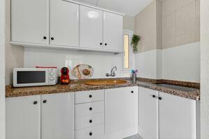 1 Bedroom Apartment - Playa de Las Américas - Torres de Yomely — photo 8 of 16