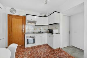 1 Bedroom Apartment - Playa de Las Américas - Los Tajinastes — photo 10 of 16