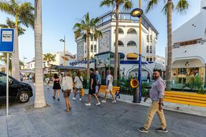 Leasehold - Playa de Las Américas — photo 10 of 11