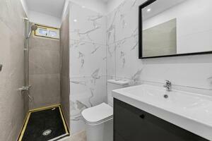 2 Bedroom Penthouse - Los Cristianos — photo 8 of 16