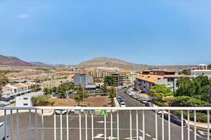1 Bedroom Apartment - Los Cristianos - La Colina — photo 3 of 16