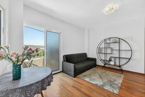 1 Bedroom Apartment - Los Cristianos - La Colina — photo 6 of 16