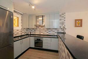 1 Bedroom Apartment - Los Cristianos - Parque Tropical 1 — photo 13 of 24