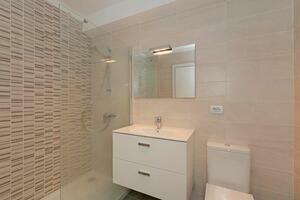 1 Bedroom Apartment - Los Cristianos - Parque Tropical 1 — photo 15 of 24