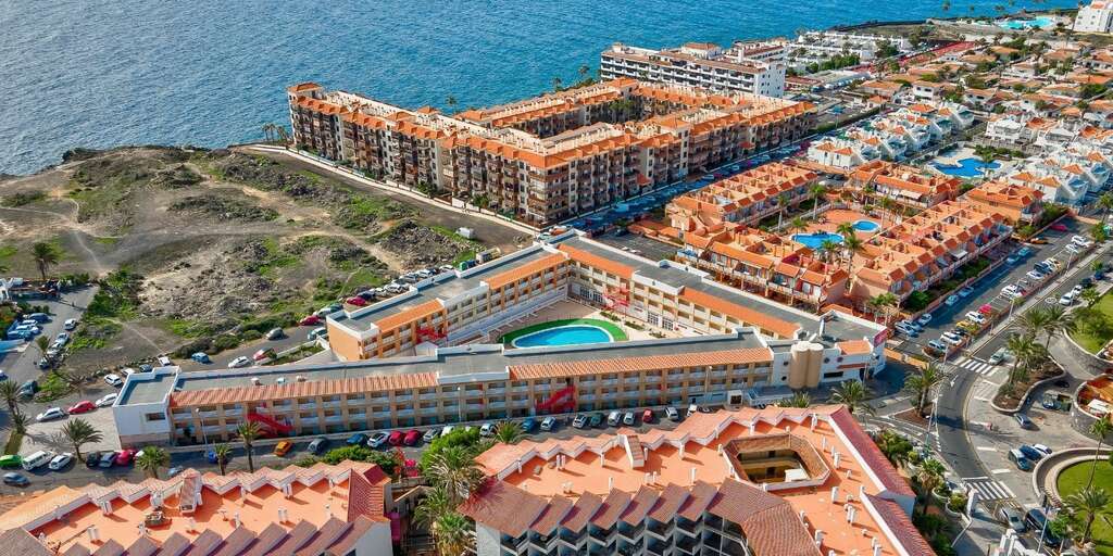 46 Bedroom Building - Costa del Silencio
