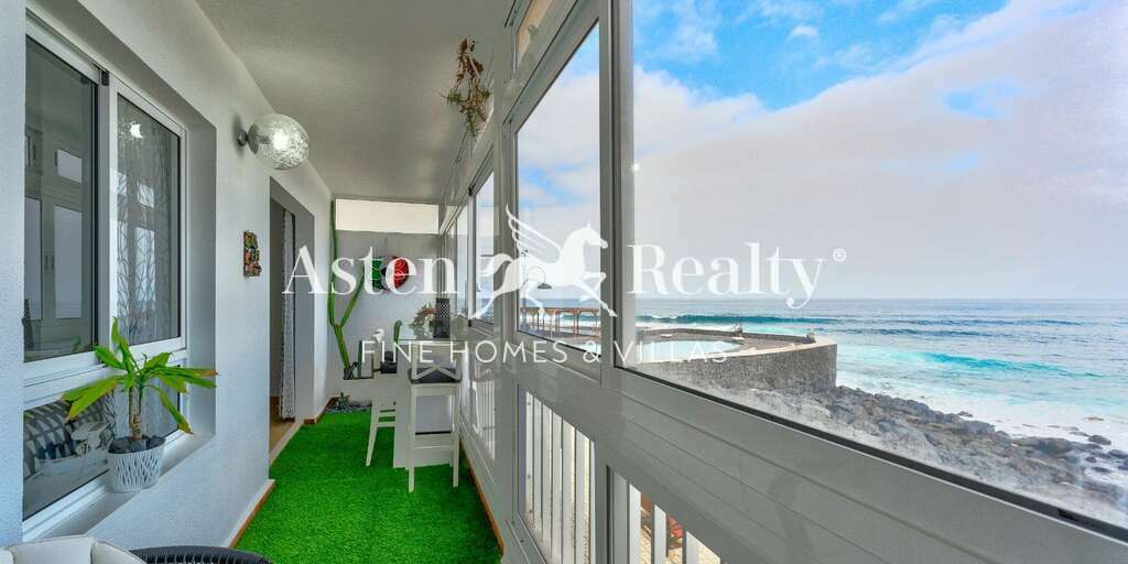 Seafront 2 Bedroom Apartment - Bajamar - Edificio Nautilus