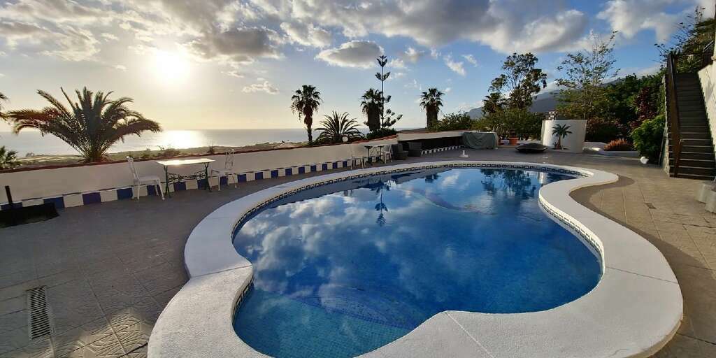 9 Bedroom Villa - Alcalá