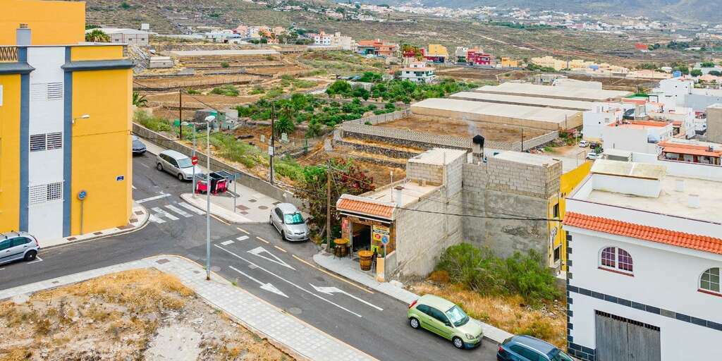 Land - La Camella 